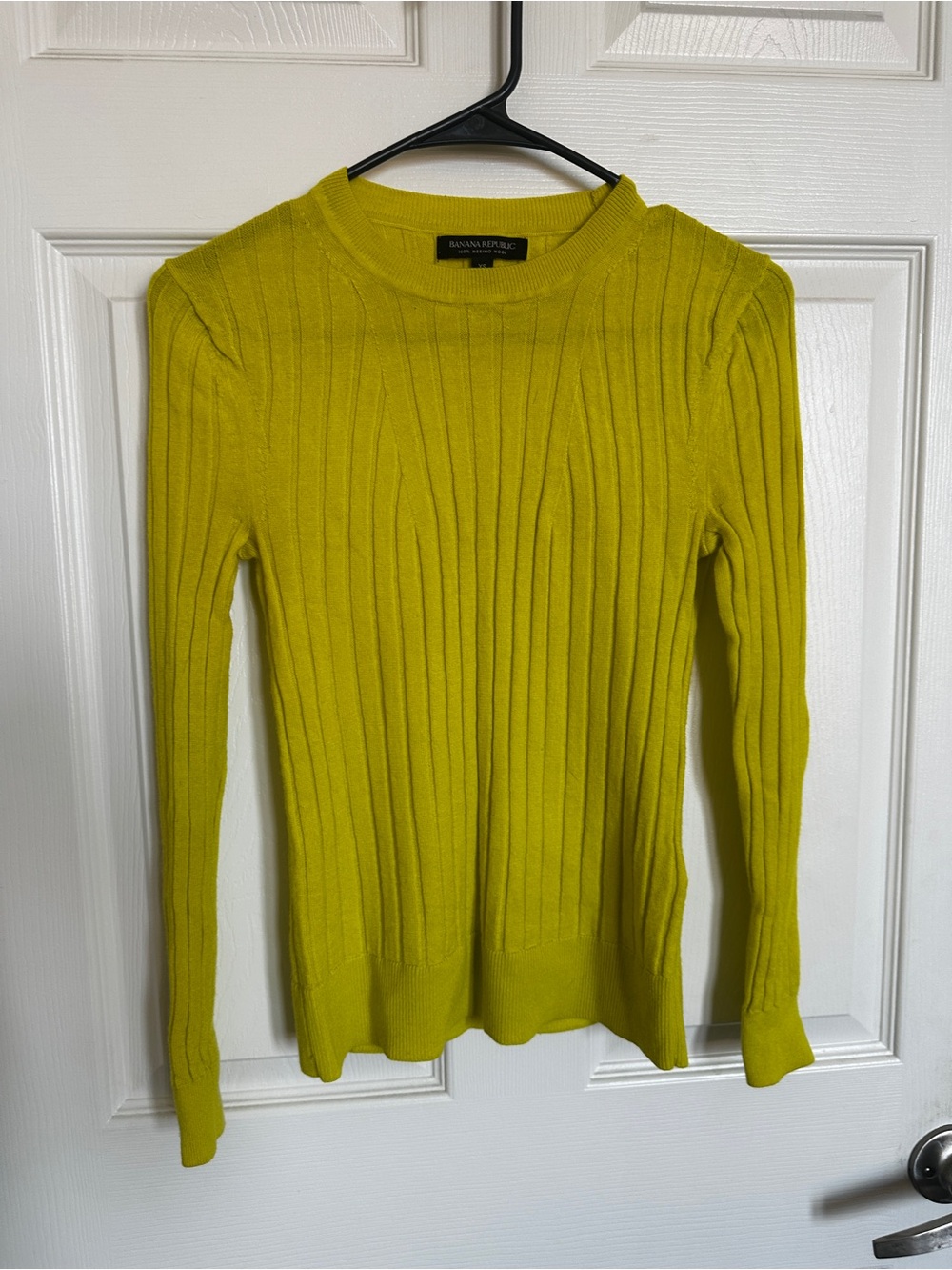 Banana Republic Yellow Ribbed 100% Merino Wool Crewneck Sweater